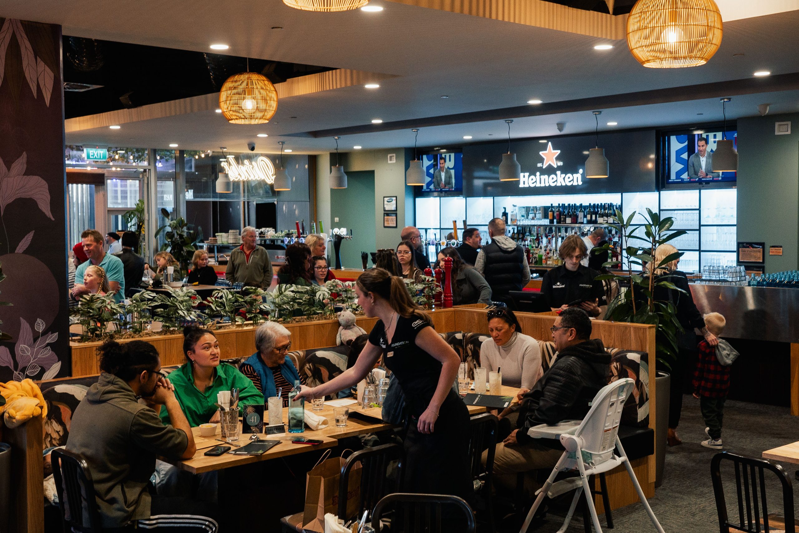 Foundation082 Foundation Bar