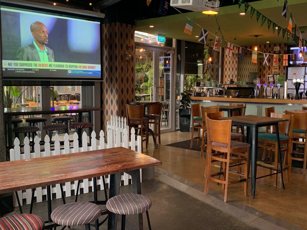 file6 Foundation Bar